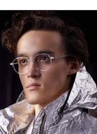 À la fois tendances et indémodables, fonctionnels et parfaitement coupés dans des matières de qualité, découvrez les vestes et manteaux uniqlo pour homme. Lunettes Transparentes Lunettes De Vue Transparentes Pour Femme