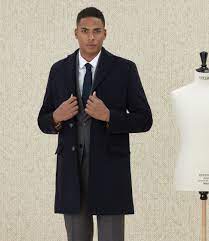 Ce type de manteau texturé se porte très bien sûr un costume complet. Manteau Long Marine Pour Homme Manteau Manteau Homme Manteau Laine