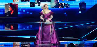 Eurovision host, nikkie de jager impressed her fans with her hosting chops during the show. Xrqr Ibdch5hsm