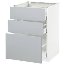 On peut créer des niveaux différents (un côté plus haut pour le coin bar). Casserolier Petite Profondeur 5 Astuces Pour Amenager Ma Petite Cuisine Equipee D Une Zone Toute Petite Elle Peut Se Tra