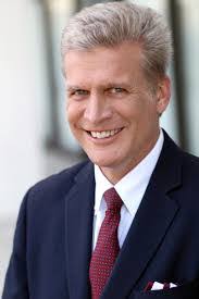 Dean Scofield's Instagram, Twitter & Facebook