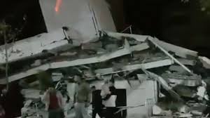 Ilmuwan yang mempelajari tentang gempa bumi disebut seismologist dan alat yang digunakan hiposentrum adalah titik pusat gempa yang berada dibawah permukaan bumi sedangkan episentrum adalah titik pusat gempa yang berada di. Pusat Gempa Yang Berada Di Dalam Bumi Disebut Coba Sebutkan