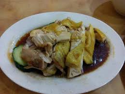 Famous for their halal chicken rice, chee meng set along old klang road is a gem for quick lunches with your colleagues — muslim or otherwise. Hainan Chicken Rice Chee Meng Gotravelly