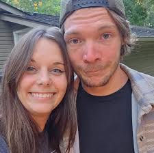 Have i seen somewhere that theres a discount code for Sahara off first  orders or am i dreaming🤔