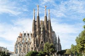 Antoni gaudi's la sagrada familia church, in barcelona, is finally due for completion in 2026. Sagrada Familia Premium Fuhrung 2021 Barcelona Tiefpreisgarantie