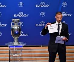 De această dată, evenimentul din 2024 va primi 24 de echipe, iar 10 orașe vor găzdui meciuri. Breaking News S A Stabilit Gazda Campionatului European De Fotbal Din 2024 Evenimentul Zilei