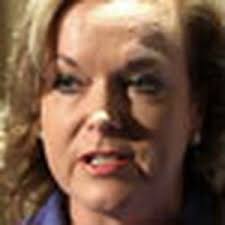 Collins: Media to blame for fall in police respect