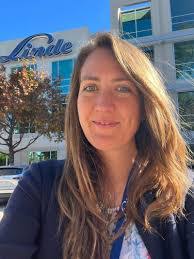 Cedric Buck's Instagram, Twitter & Facebook