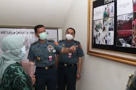 Universitas pertahanan republik indonesia atau yang juga dikenal dengan unhan tengah membuka pendaftaran. Ui Bantu Susun Kurikulum Fakultas Kedokteran Militer Unhan