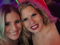 Tonya Nicole Hassell (@tonyanicolee) • Instagram photos and videos