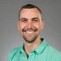 1100+ perfiles de «Stringer»