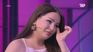 Neda Balluku: Kisha hall se më shifte babi… për çfarë e ka fjalën?- Ftesë  në 5