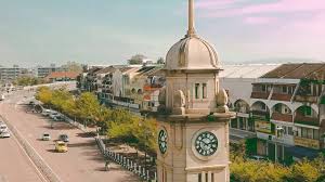 Sungai petani is kedah's largest city and is located about 55 km south of alor setar, the capital of kedah, and 33 km northeast of george town, the capital city of the neighbouring state of penang. Sungai Petani Clock Tower Youtube