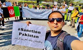 The population of afghanistan is around 37,466,414 as of 2021, which includes the roughly 3 million afghan citizens living as refugees in both pakistan and iran. Qblf3l8 Rv2vdm