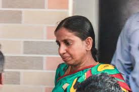 When she put the garland so the boom blast and that lady and rajiv died in a boom blast. Moments Before Rajiv S Murder Nalini S Account Of The Assassination Which Shook India The News Minute