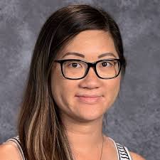 Mimi Quach's Instagram, Twitter & Facebook