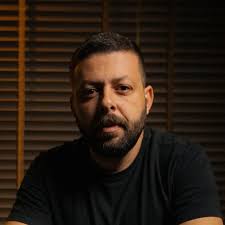 Se você começou perfeito, você começou tarde demais!