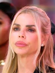 Adriana and Stephanie's Tense Dinner Departure