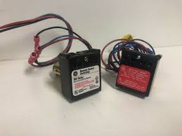 As agreed, the previous owner kept one of the lights. Home Furniture Diy Ge Relay Rr7 Rr 7 Remote Control Switching Relays Tested Mc Chiropratica It