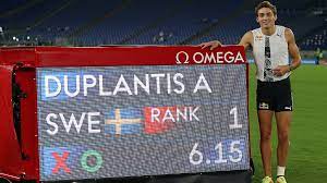 He finished ahead of american sam kendricks who managed a season's best 5.92m and france's renaud lavillenie who also cleared 5.92. Duplantis Sets New Pole Vault Outdoor World Record Cgtn