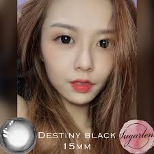 自然低调必备款Destiny Black 👀 喜欢黑色美瞳的宝贝们一定要拿下这款旋转的花纹上眼后特别的有神气✨ 0-600度· 现货
