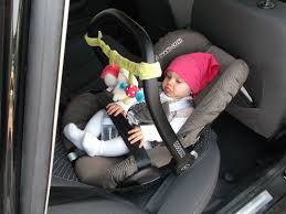 Je nach sonneneinfall und kinderwagen, kannst du ihn den bedürfnissen deines kleinen schatzes anpassen und ausrichten. Maxi Cosi Citi Babyschale Tests Erfahrungen Kindersitzbiene