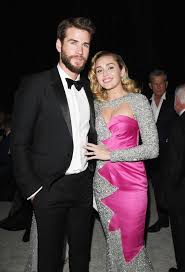 Miley cyrus and liam hemsworth are giving it another go! Miley Cyrus And Liam Hemsworth S Families Breakup Reaction