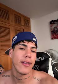 Videos de llovergass🐺 (@llovergass) con “sonido original