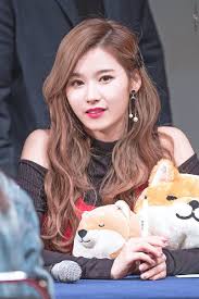 Dedicated To Female Kpop Idols Attractive People Twice Sana Kpop Girls