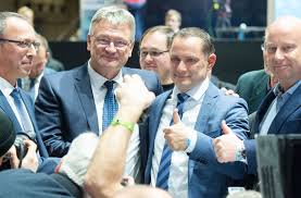 Bei einer mitgliederbefragung erzielten sie 71,03 prozent der stimmen. Tino Chrupalla Auto Von Afd Chef Angezundet Staatsschutz Ermittelt Politik Stuttgarter Nachrichten