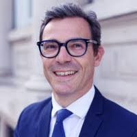 Ed Batt's Instagram, Twitter & Facebook