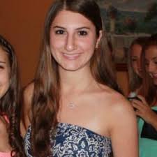 Arielle Berkley (@arielleberkley)