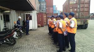 Reska multi usaha membuka kesempatan untuk menjadi pramugari dan pramugara kereta api (train attendant). Anak Perusahaan Pt Kai Buka Lowongan Khusus Lebaran Untuk Lulusan Sma Cek Di Sini Infonya