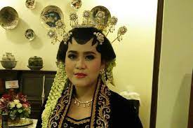 Maybe you would like to learn more about one of these? Cunduk Mentul Kahiyang Jumlahnya 7 Sudah Tahu Makna Filosofisnya Lifestyle Fimela Com