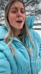 Nicole Blizzard's Instagram, Twitter & Facebook