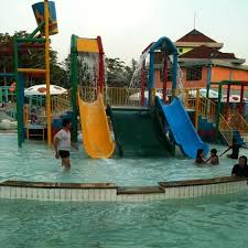 Kolam Renang Taman Palem Kolam Di Duren Sawit