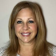 So excited and honored to be awarded the QIAcup for Q1 2024! Thank you to  my awesome team who nominated me and to QIAGEN for providing me with the  opportunity to thrive