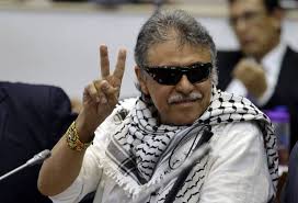 Eski kolombiya devrimci silahlı güçlerinin (farc) sembol ismi jesus santrich'in venezuela'da yasa dışı silahlı gruplarla girilen çatışmada öldürüldüğü öne sürüldü. La Desaparicion De Santrich Colombia El Pais