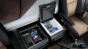 Le Nouvel Actros Rangements Et Vide Poches Mercedes Benz Trucks Trucks You Can Trust