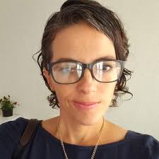 Dra. Rosaura Flores Benitez