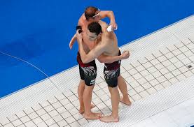Florida's joseph fahnbulleh edged lsu's terrance laird at the tape with a 19.91 200m dash at the 2021 ncaa outdoor track and field championship in eugene, or. Swimming Milak Of Hungary Wins Men S 200m Butterfly Gold Reuters