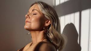 How To Tan Safely This Summer