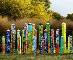 The Upcycled Garden Garden Totems In 2020 Garden Totems Garden Art Projects Upcycle Garden