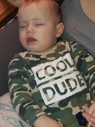 Can someone please give my baby a good background ? Thanks in advance