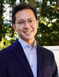 Andy Tran's Instagram, Twitter & Facebook