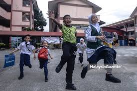 La.wba0053@btpnkl.edu.my laman sekolah jenis kebangsaan (cina) wangsa maju 10, jalan usahawan 2 danau kota setapak 53300, setapak telefon. Lensa Mg Gembiranya Selamat Bercuti Adik Adik 2019
