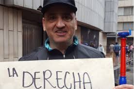 El paro nacional agrario en colombia 2013 tuvo como principales representantes al sector de campesinos y al gobierno de colombia. Pelea Robinson Diaz Por Cartel Del Paro Nacional Del 21 De Noviembre