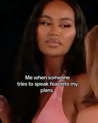 Eva Maxwell (@evurrr_)