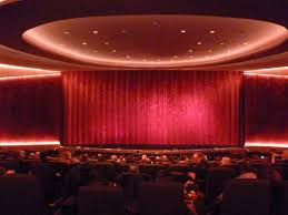Ein blumengarten kann eine friedliche und schöne zuflucht vor dem rest. Kino Zoo Palast Berlin Talking Pictures