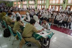 Penggunaan teknologi dalam pendaftaran ppdb sumut 2021 merupakan sebuah peningkatan dalam segi layanan sekolah atau satuan pendidikan. Ombudsman Sumbar Adakan Posko Pengaduan Ppdb Republika Online
